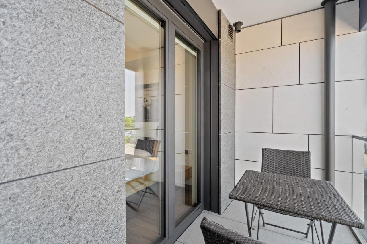 Cloche D'Or Proximity - Sleek Urban Space Luxembourg Extérieur photo