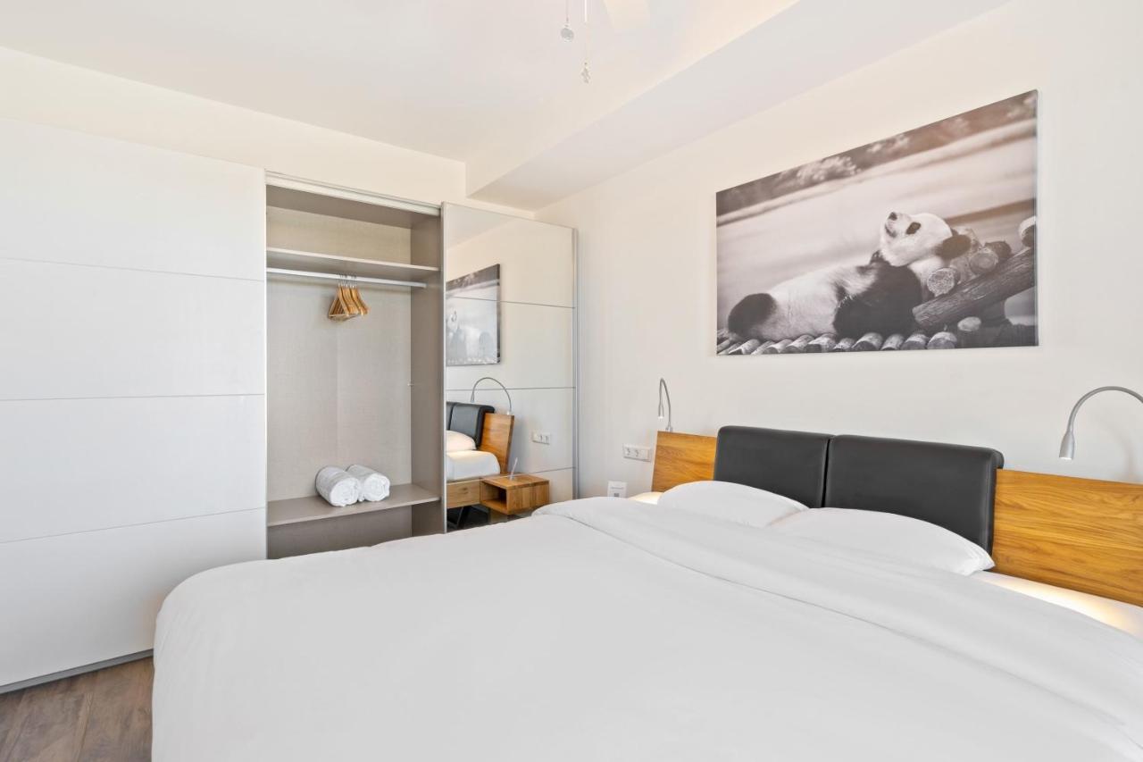 Cloche D'Or Proximity - Sleek Urban Space Luxembourg Extérieur photo